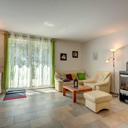 Haus Werder Wohnung 2 Mit Kamin Зиновиц Екстериор снимка